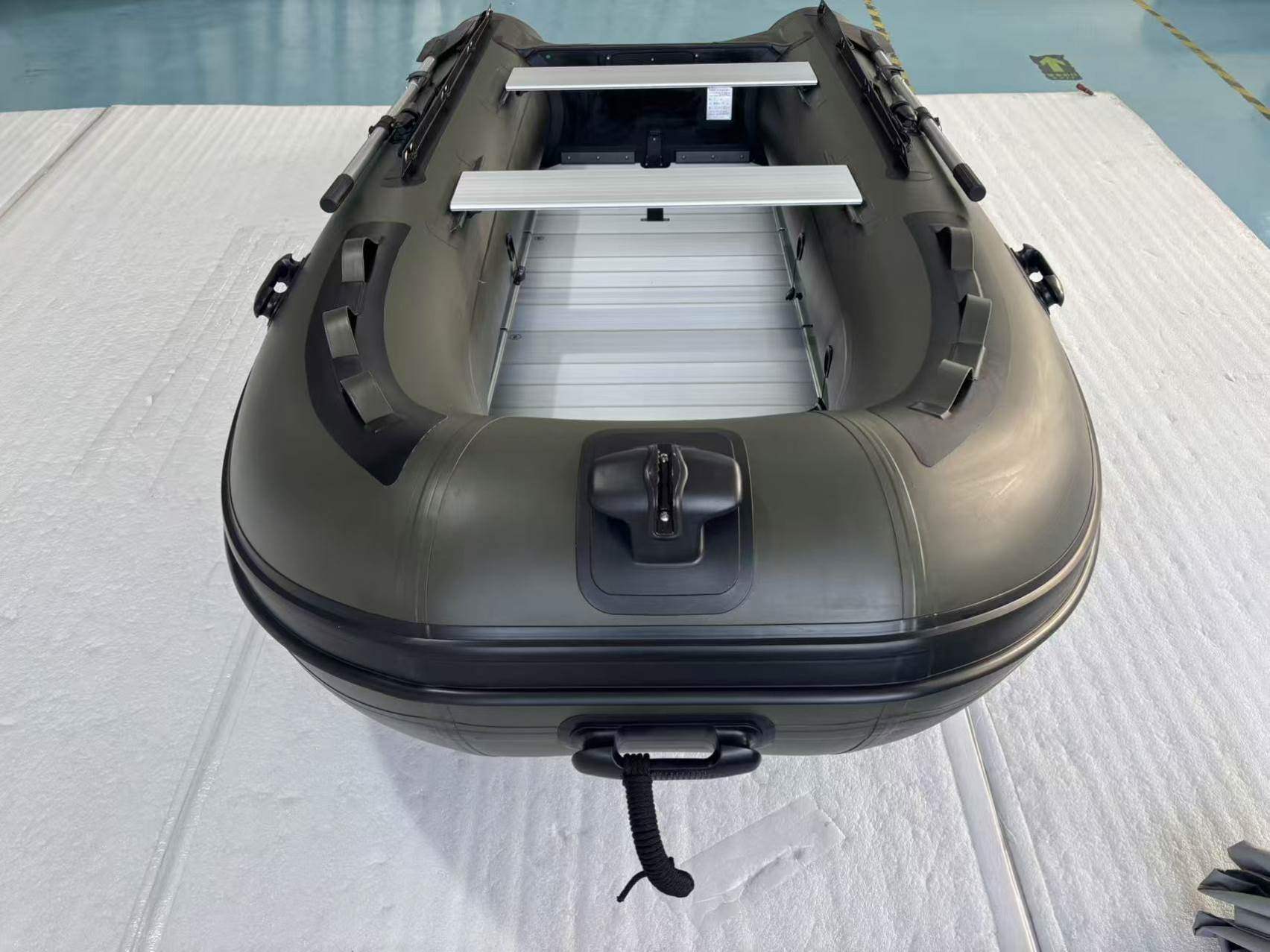 Inflatable Boat 4 Person - เรือยางเป่าลม PVC พื้นอลูมิเนียม สีเขียวมะกอก 3.2 ม.